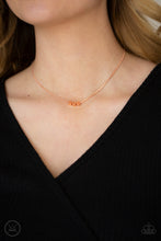 Load image into Gallery viewer, Dynamically Dainty Copper Choker - Paparazzi
