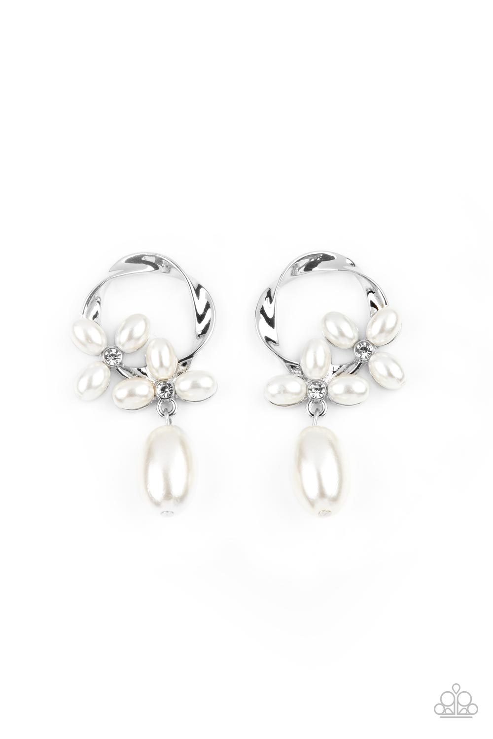 Elegant Expo White Earrings - Paparazzi